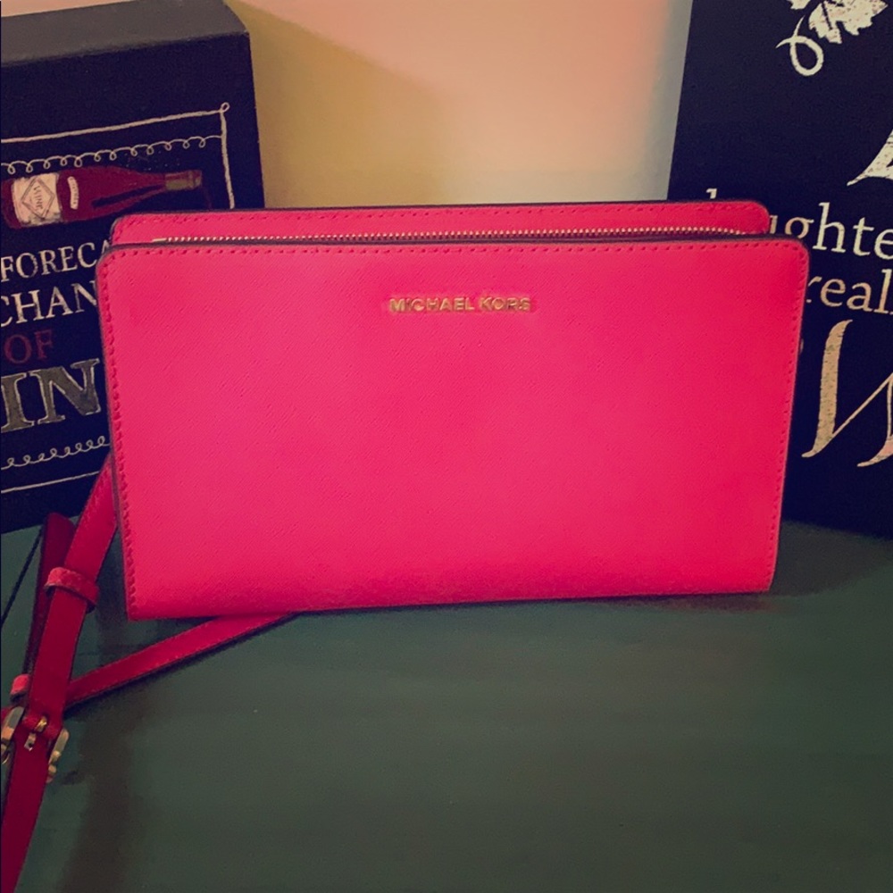 Michael Kors crossbody purse